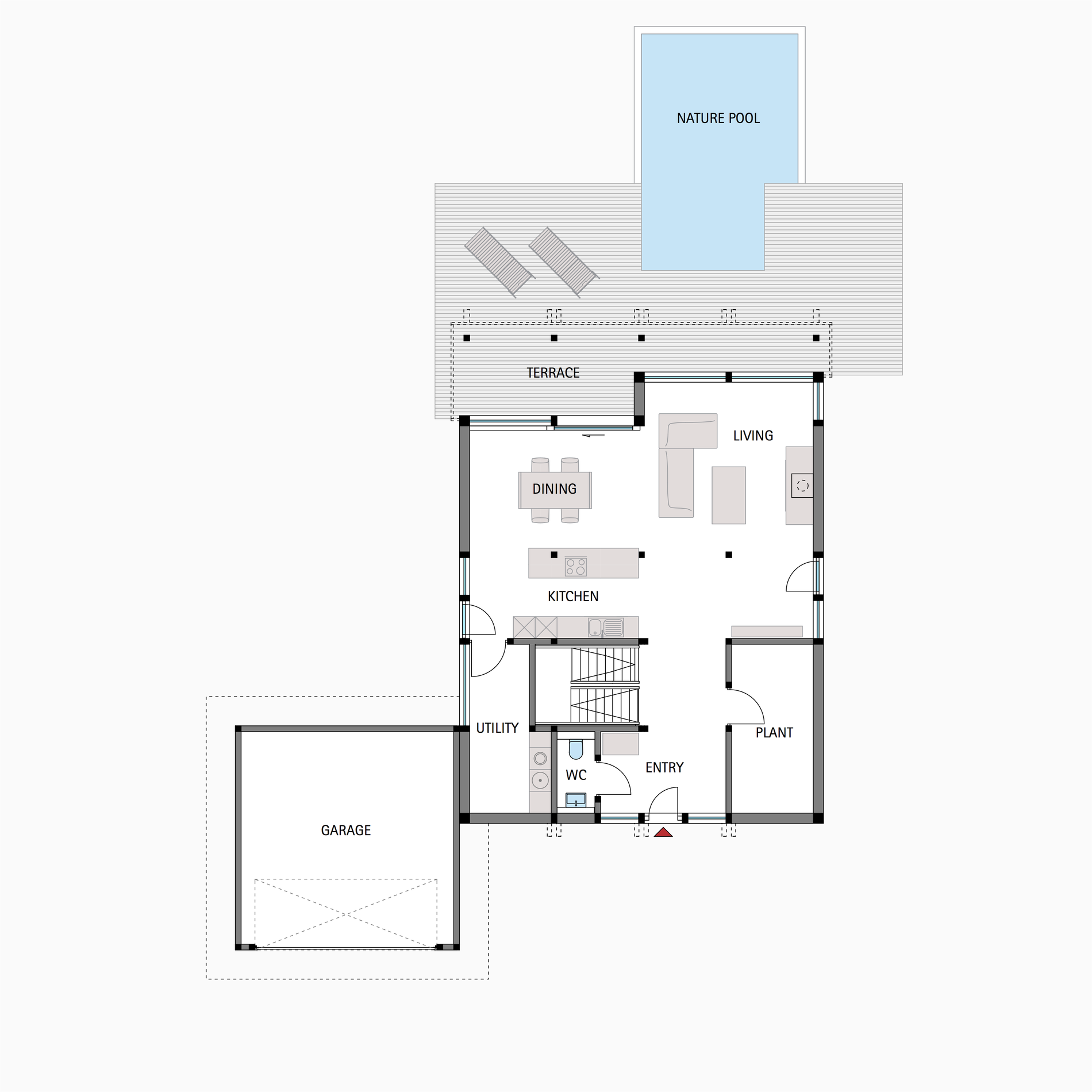 Grundriss des Hauses mit Naturpool, Terrasse und Garage